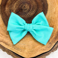 Aqua Handtied