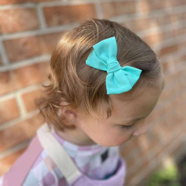 Aqua Handtied
